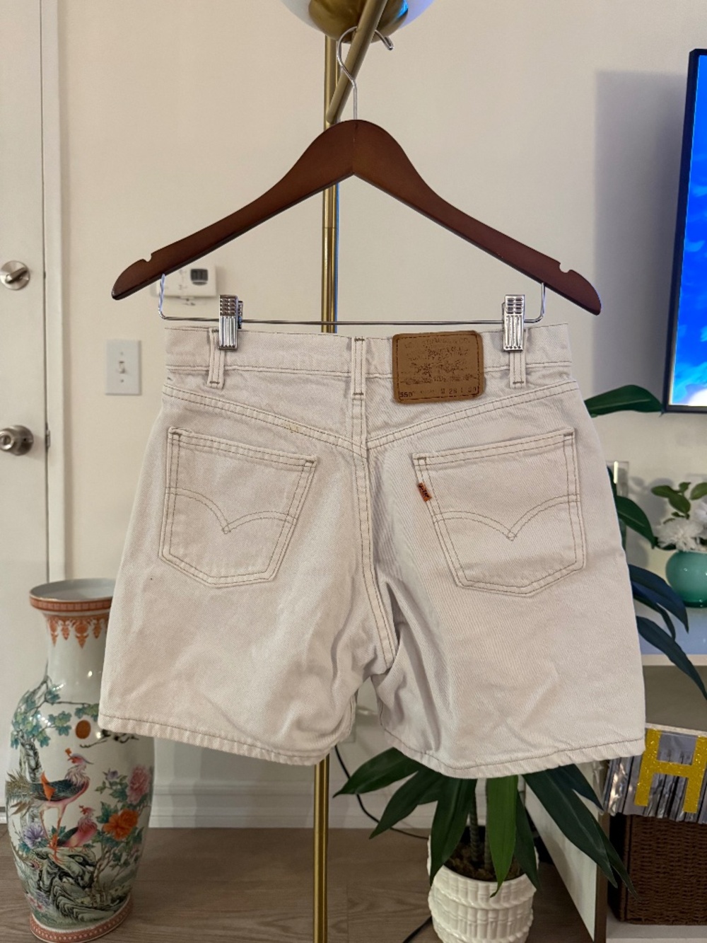 Vintage Levi's 550 Orange Tab Denim Shorts Jorts | White Wash | W29